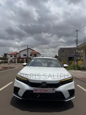 Honda Civic EX 2022 White