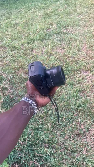 Canon Eos M50