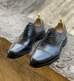 Durable Leather Louis Vuitton Executive Men's Black Lace Up Shoes