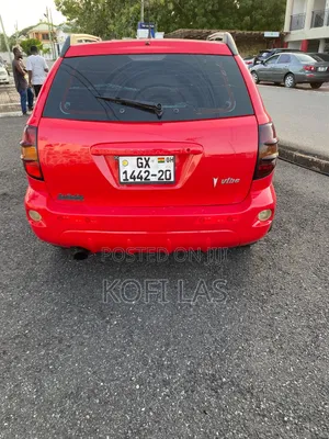 Pontiac Vibe 2010 Red