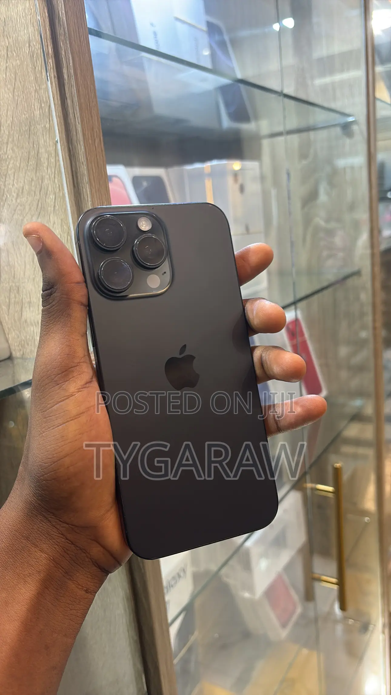 New Apple iPhone 16 Pro Max 256 GB Black