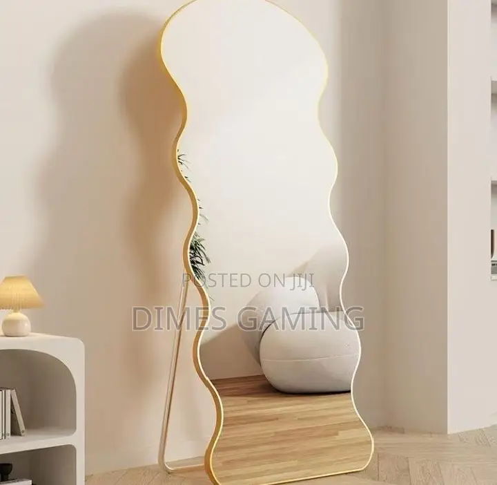 Decorating Mirrors