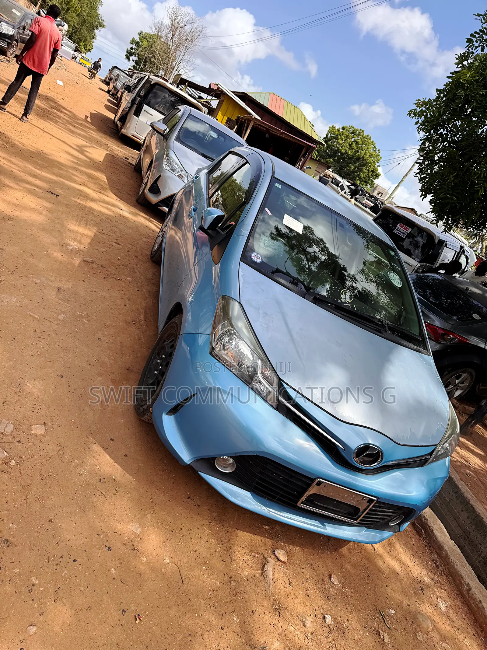 Toyota Vitz 1.3 FWD 5dr 2015 Blue