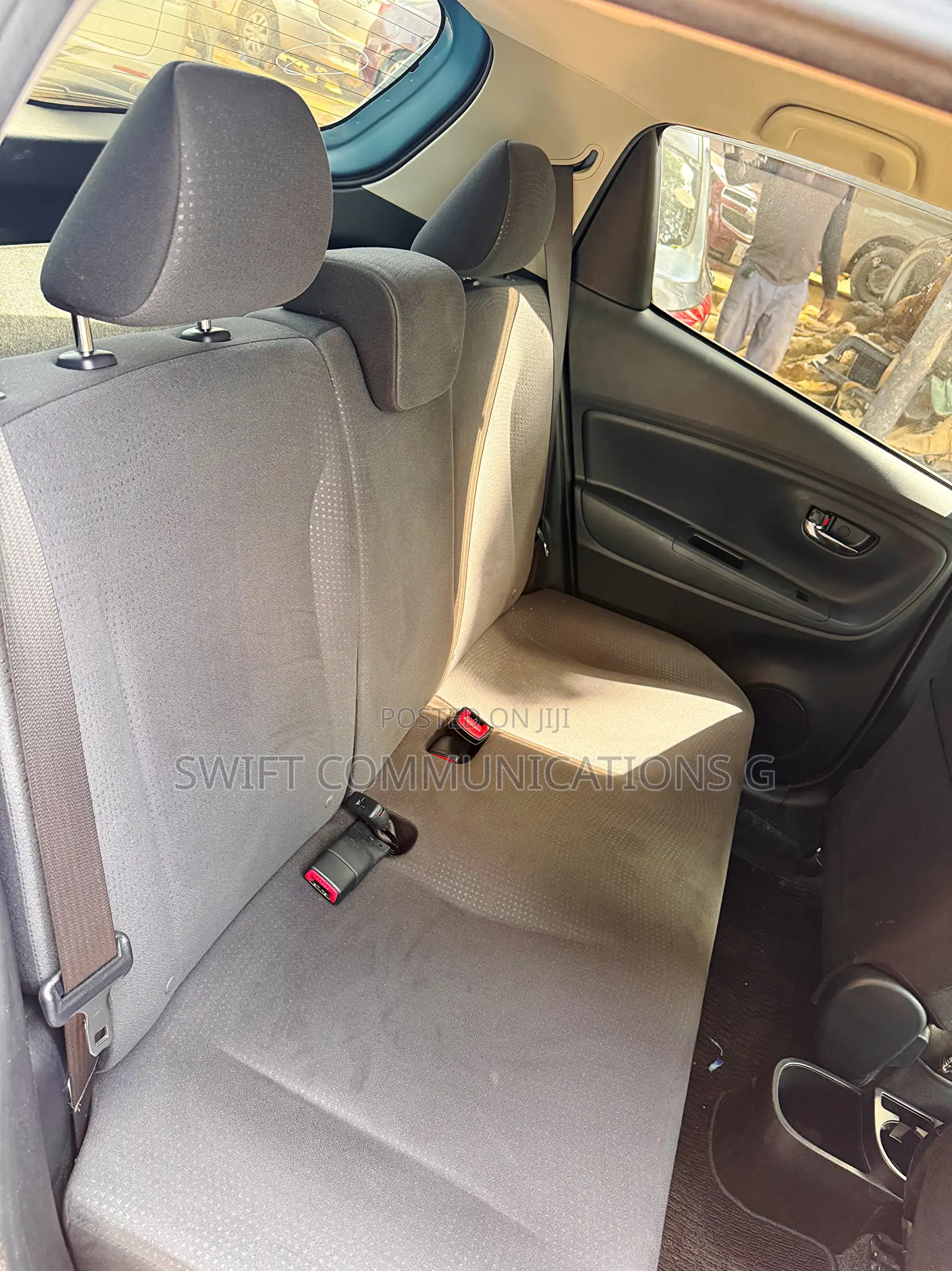 Toyota Vitz 1.3 FWD 5dr 2015 Blue