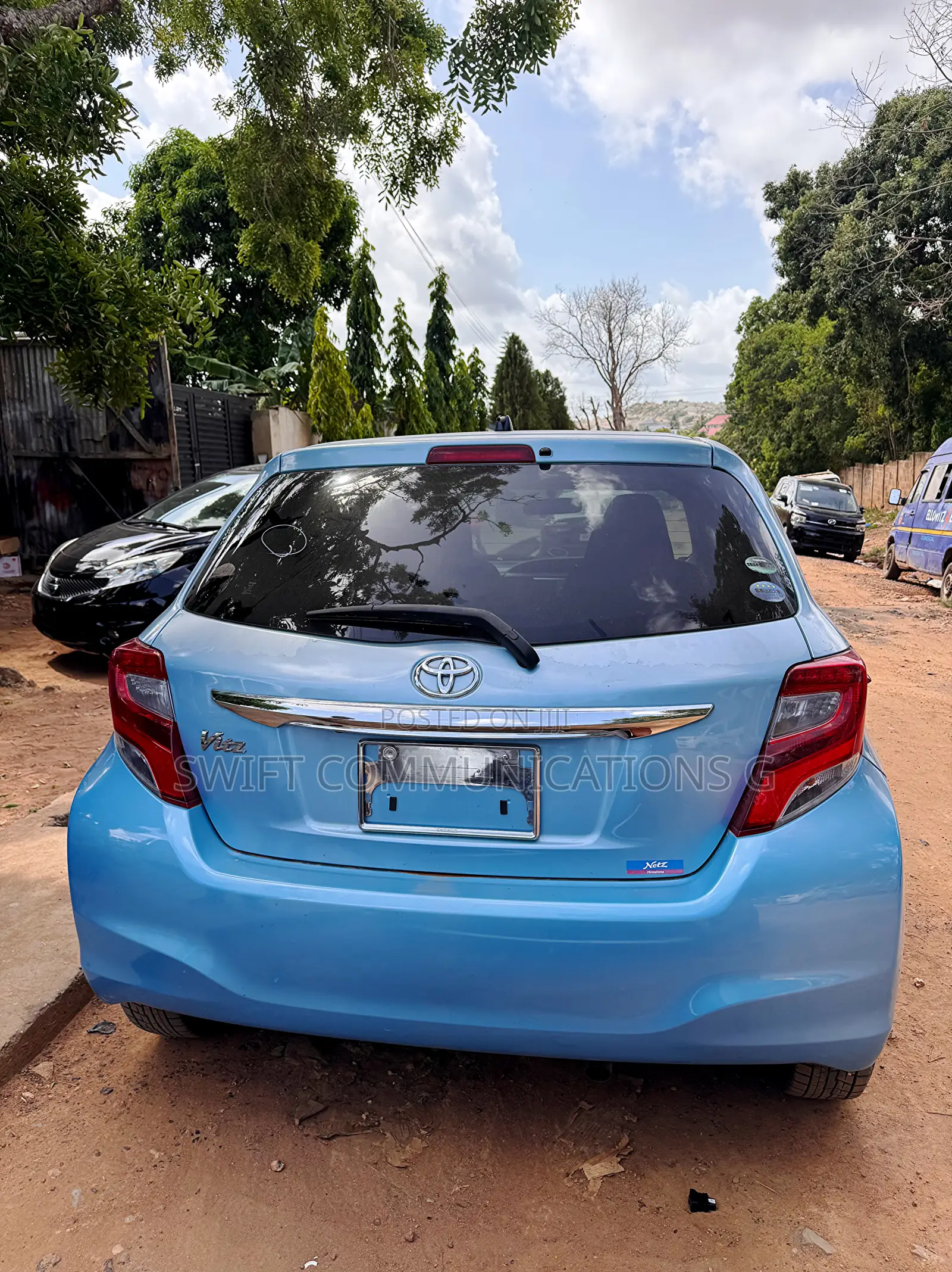Toyota Vitz 1.3 FWD 5dr 2015 Blue