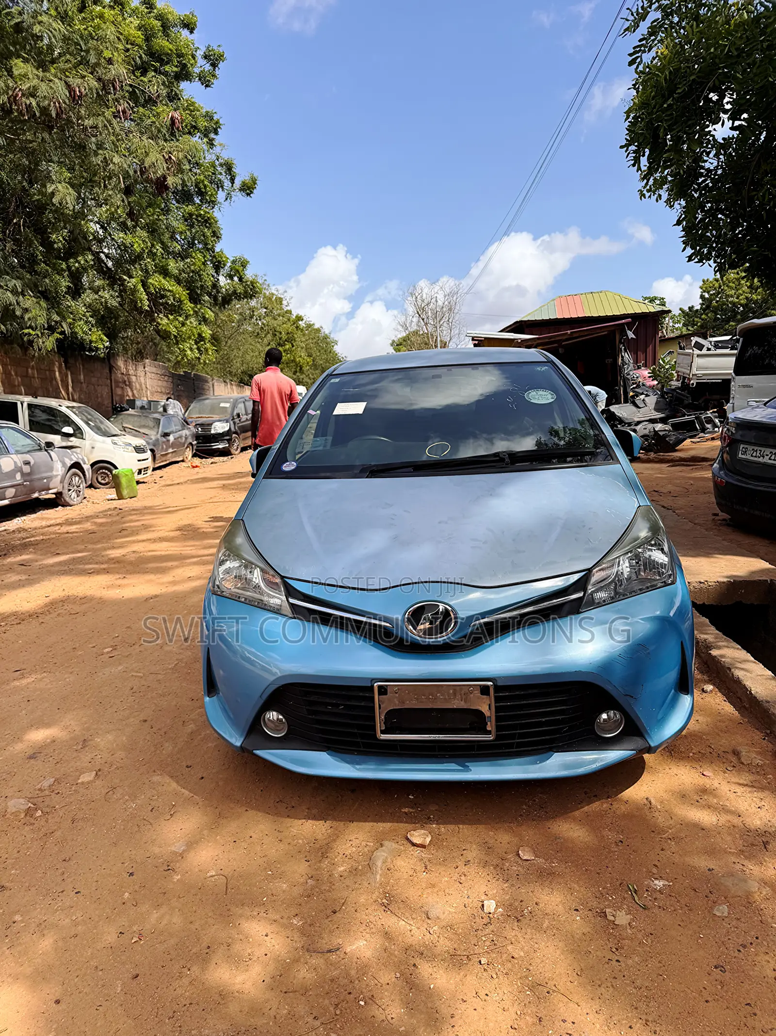Toyota Vitz 1.3 FWD 5dr 2015 Blue