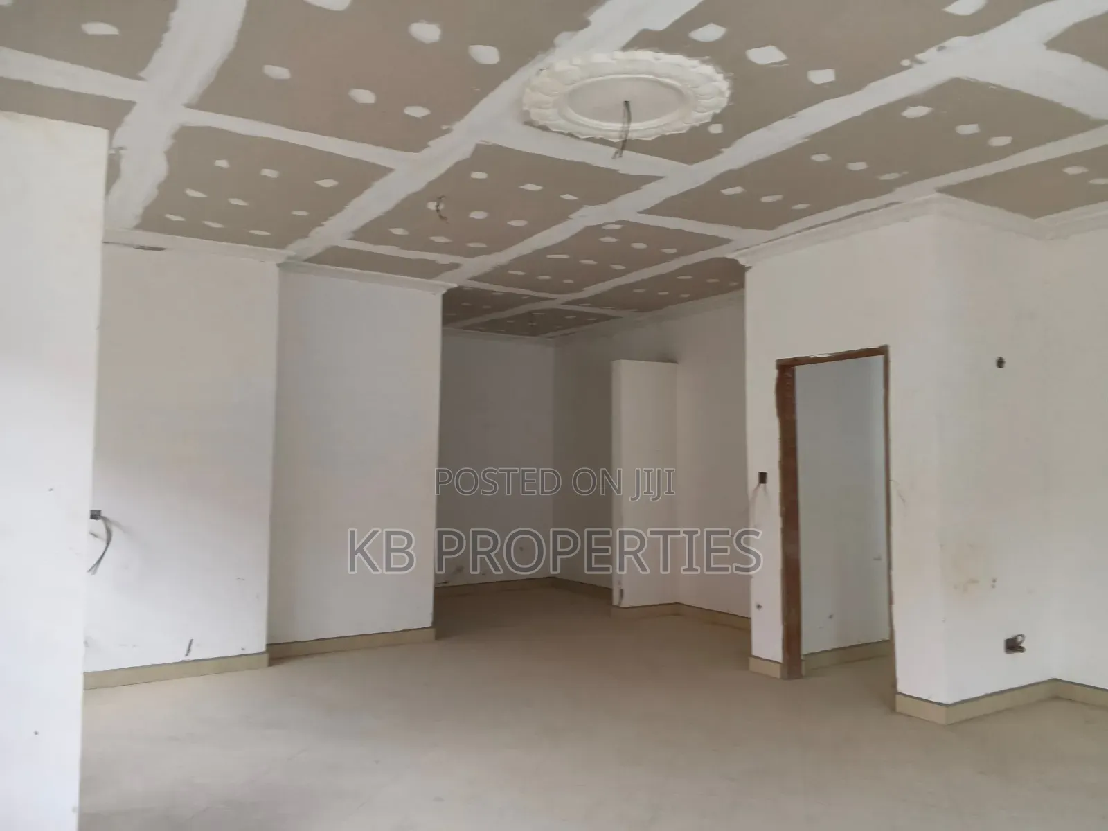 4bdrm Duplex in Kb Properties, A&C Mall Area for sale