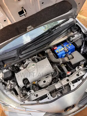 Toyota Vitz 1.3 FWD 5dr 2018 Gray