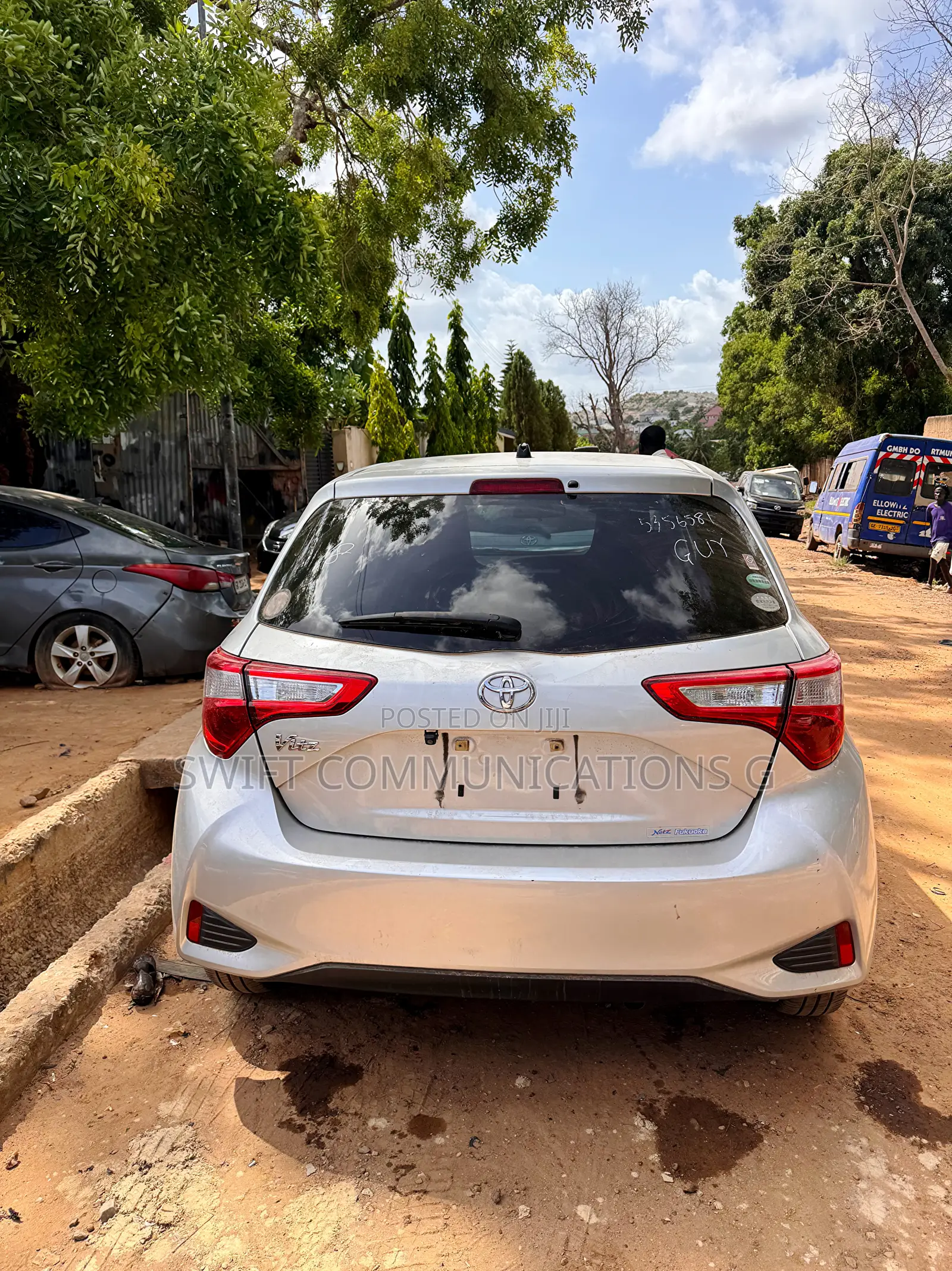 Toyota Vitz 1.3 FWD 5dr 2018 Gray