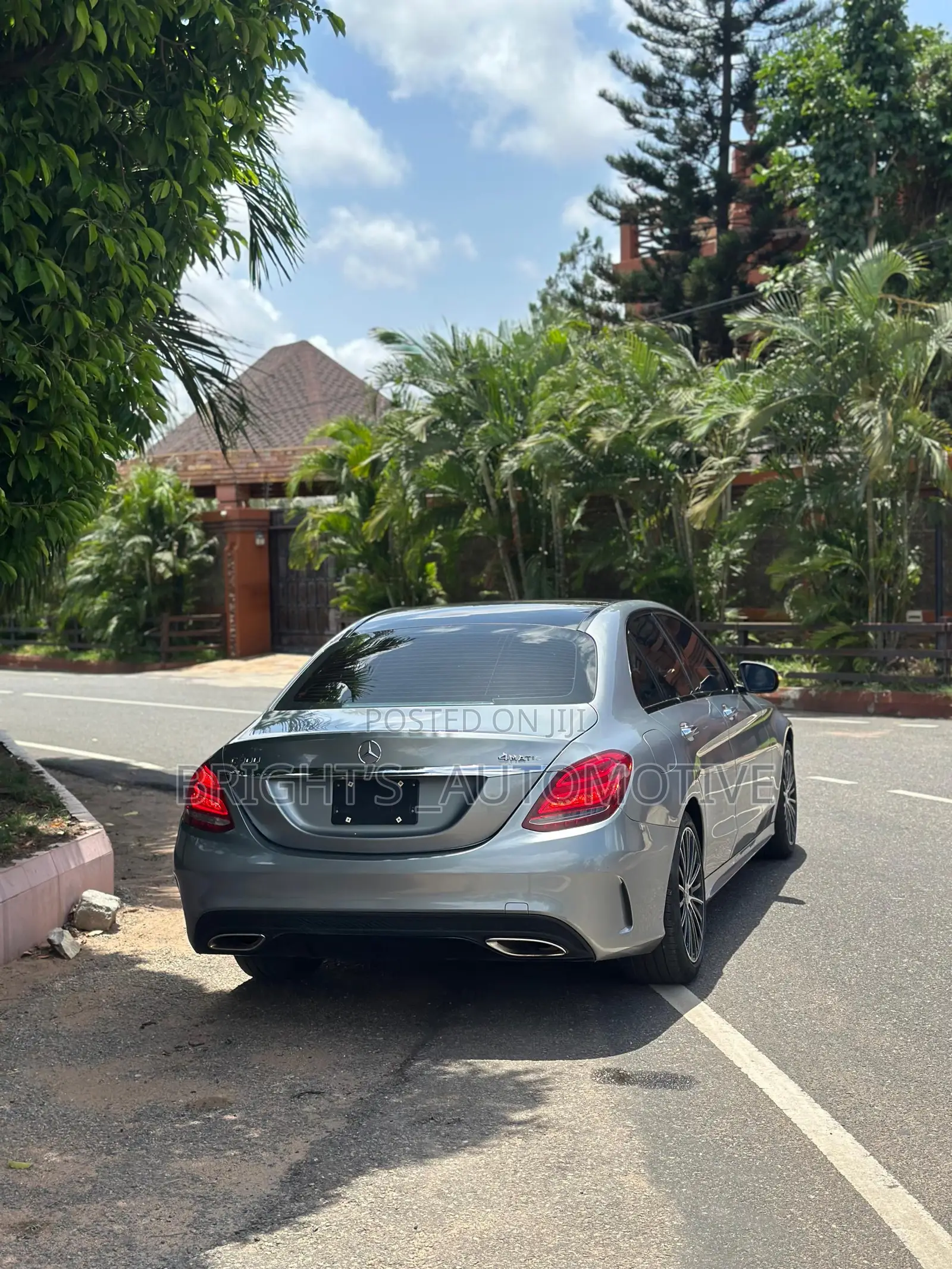 Mercedes-Benz C300 2016 Silver