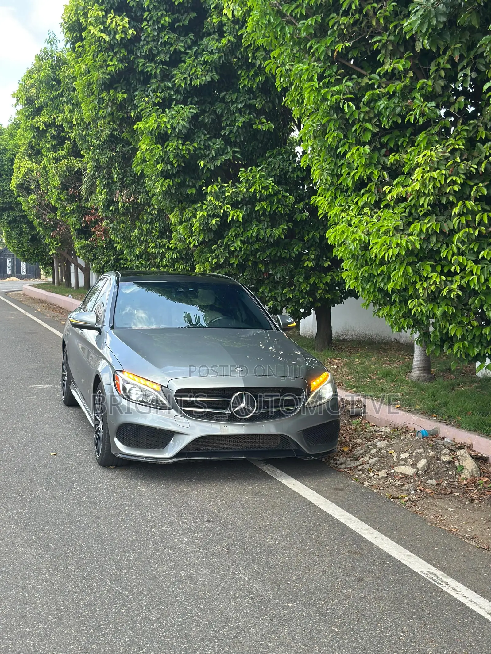Mercedes-Benz C300 2016 Silver