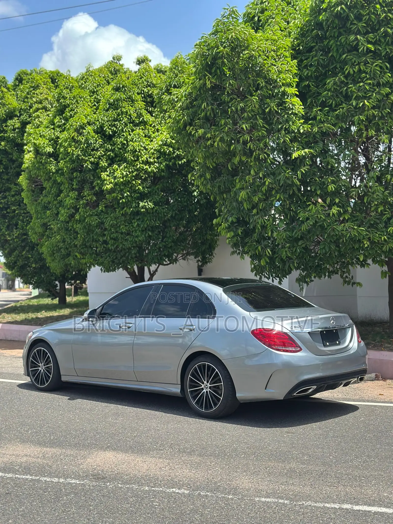 Mercedes-Benz C300 2016 Silver