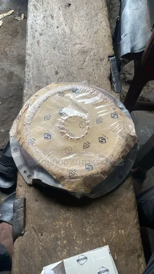 Nissan Hardbody/ Navara/ Frontier Brand New Clutch Disc/ Plate/Bearing
