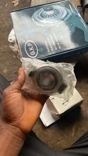Nissan Hardbody/ Navara/ Frontier Brand New Clutch Disc/ Plate/Bearing