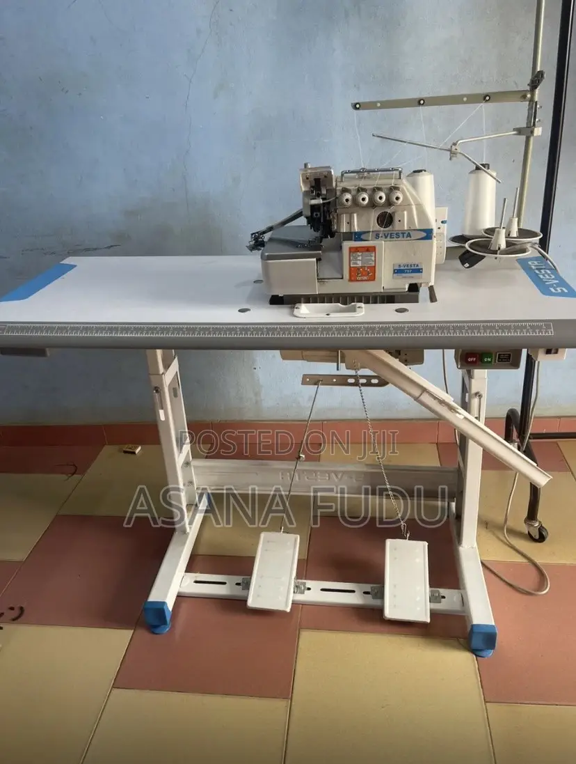 Knitting Machine