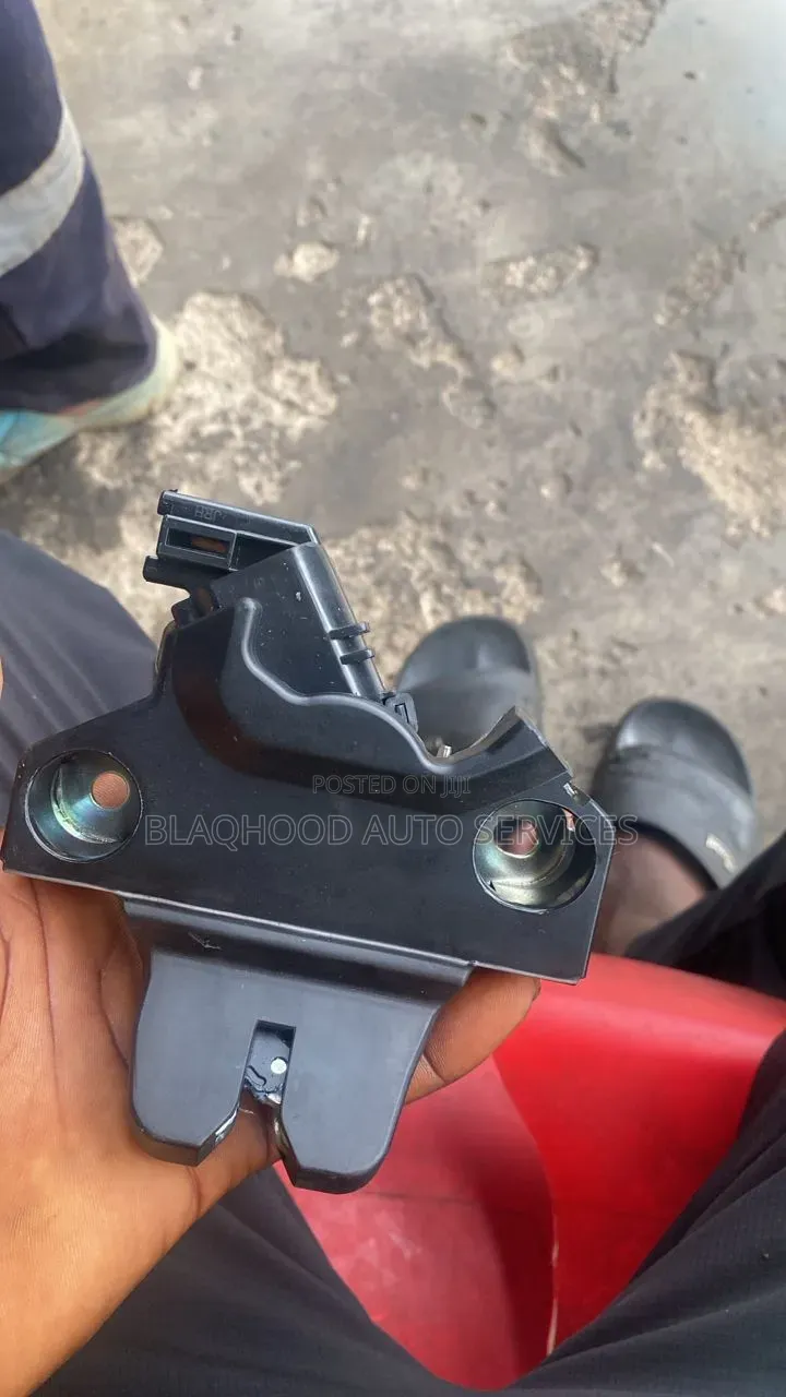 Corolla 2014-2019 Brand New Electronic Boot Locker in Stock