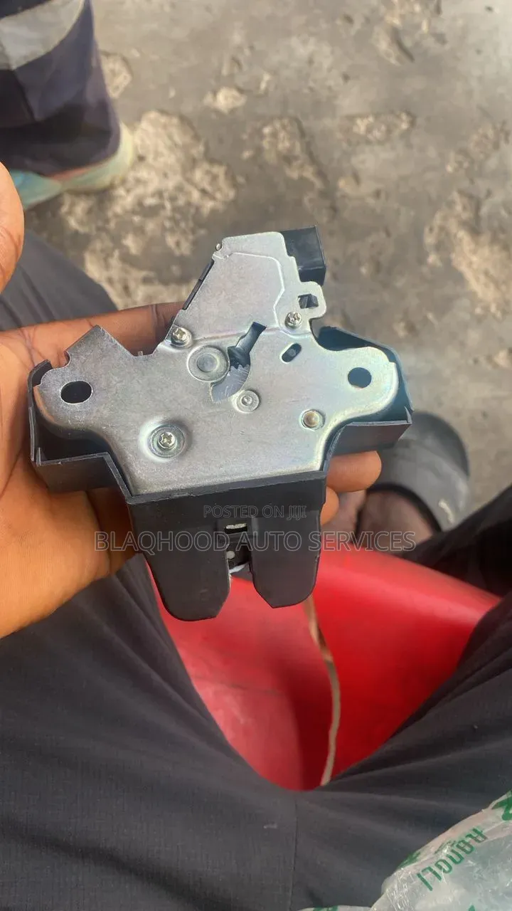 Corolla 2014-2019 Brand New Electronic Boot Locker in Stock
