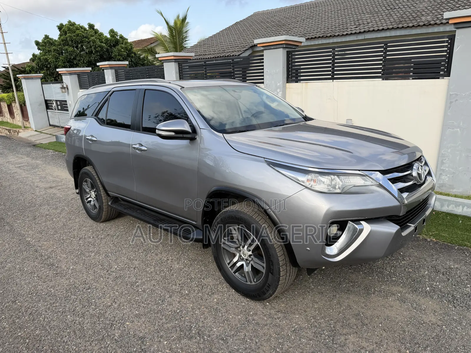 Toyota Fortuner 2.7 AWD 2017 Silver