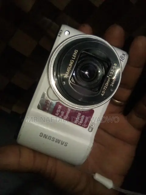 Digital Camera