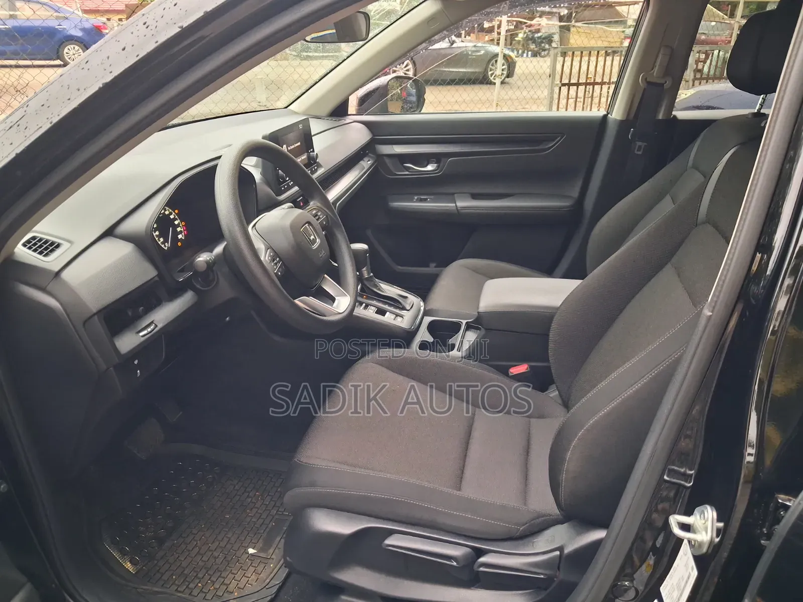 Honda CR-V LX 2WD 2024 Black