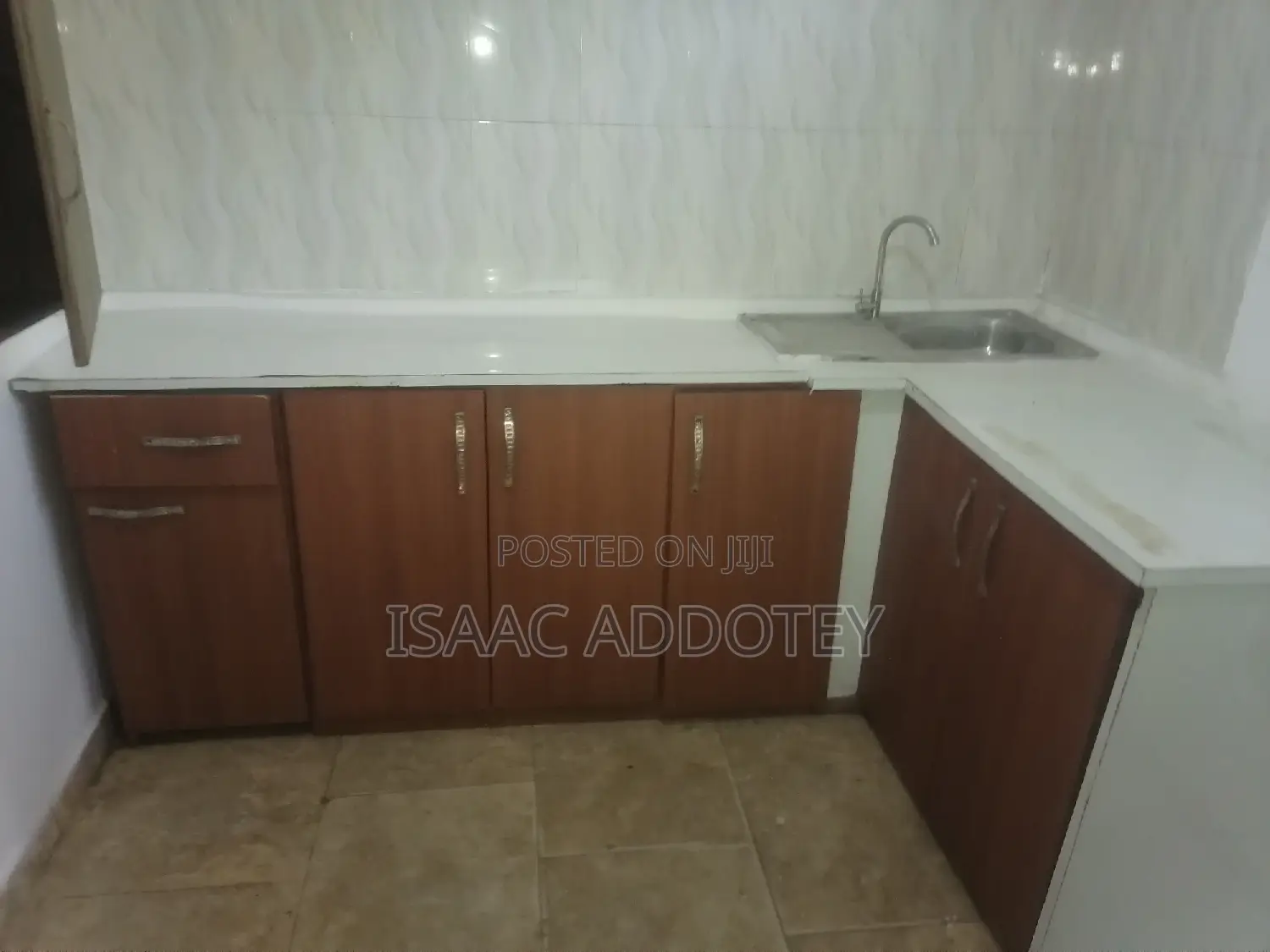 1bdrm Apartment in Chamber And Hall, Baatsona Total for rent