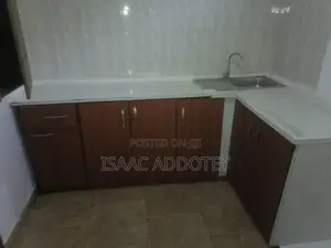 1bdrm Apartment in Chamber And Hall, Baatsona Total for rent