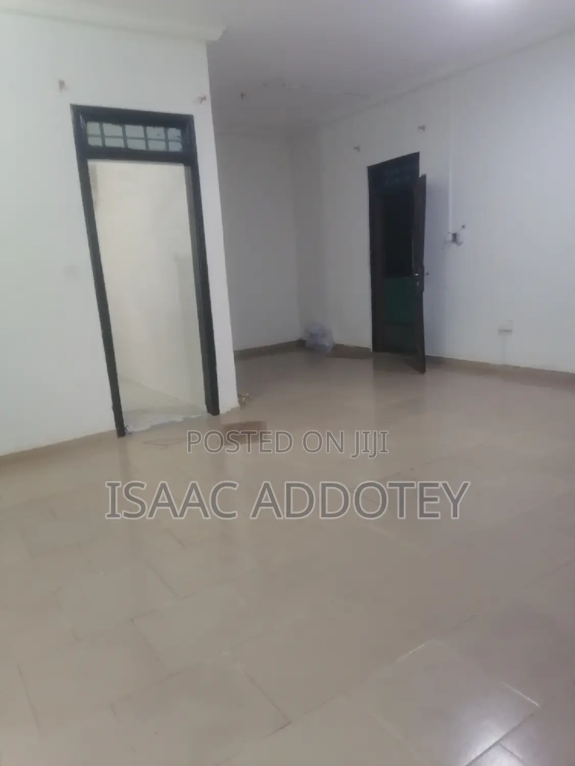 1bdrm Apartment in Chamber And Hall, Baatsona Total for rent