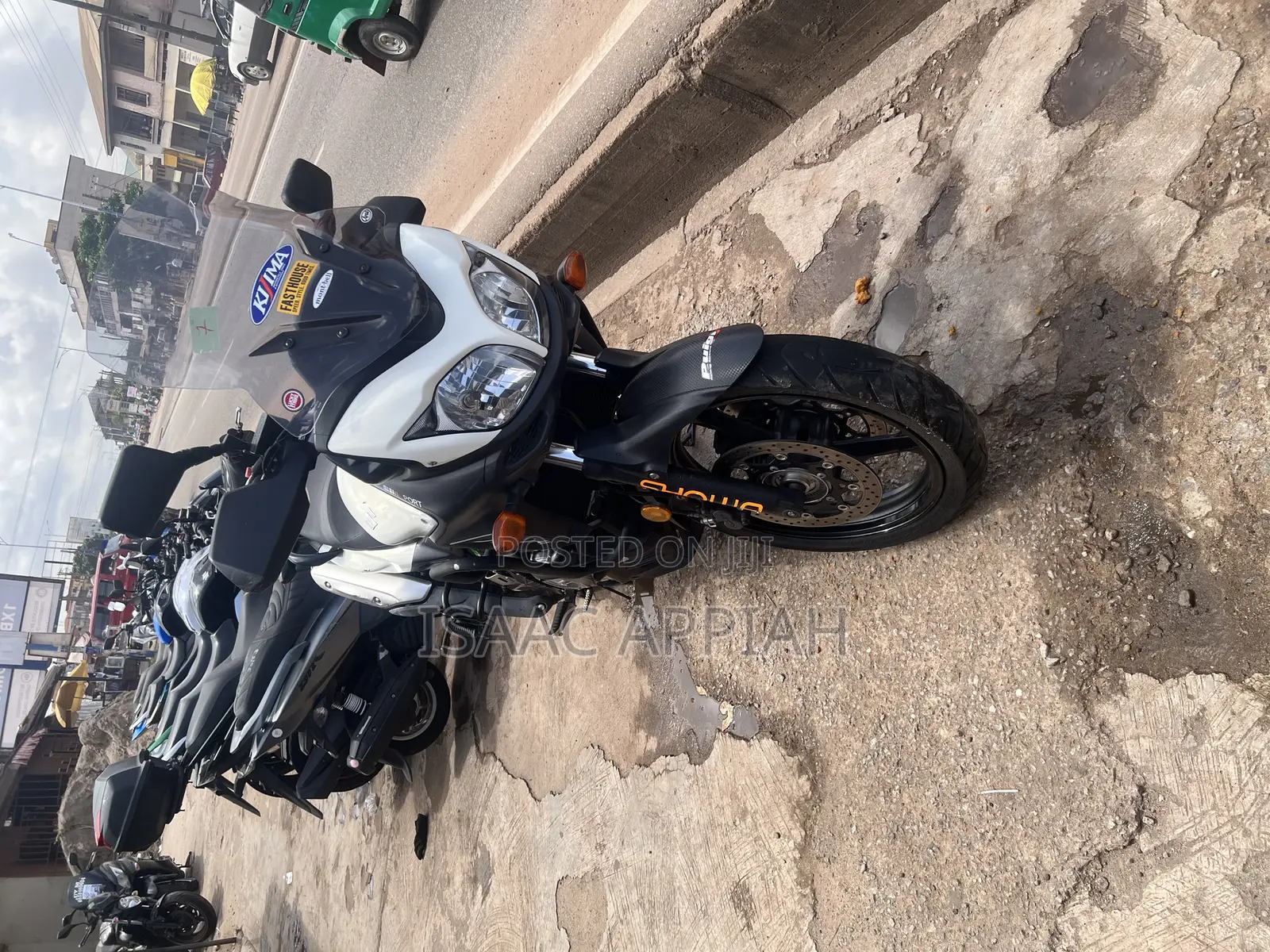 Suzuki V-Strom 2015 White