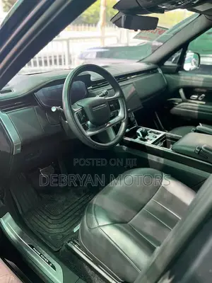 Land Rover Range Rover SV SWB 2023 Gray