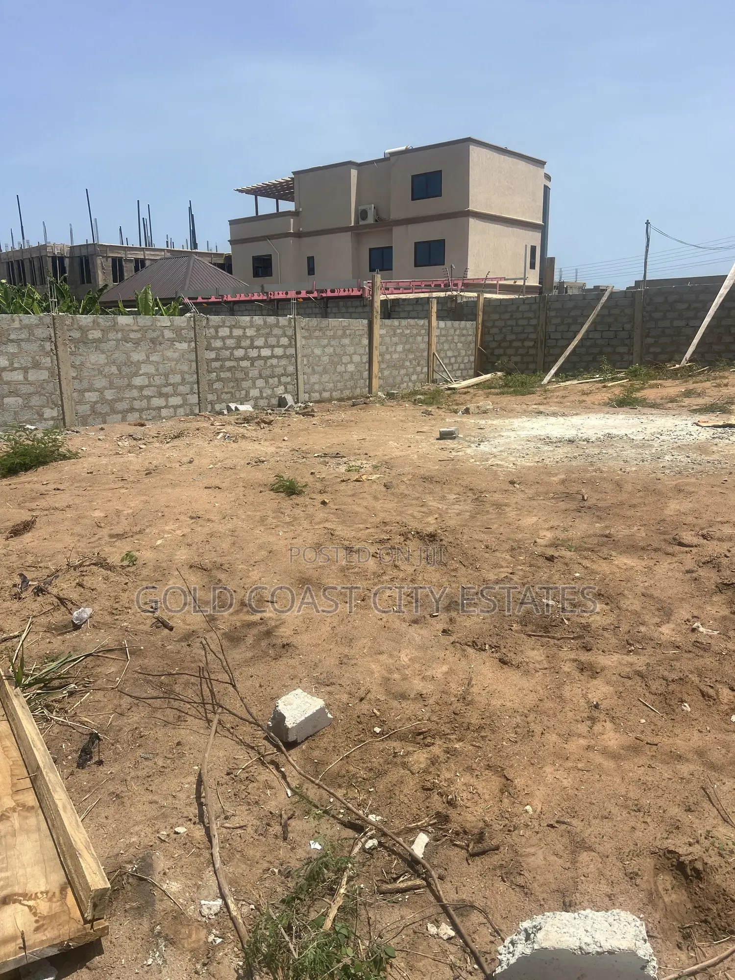 Land For Sale At Manet East Airport
