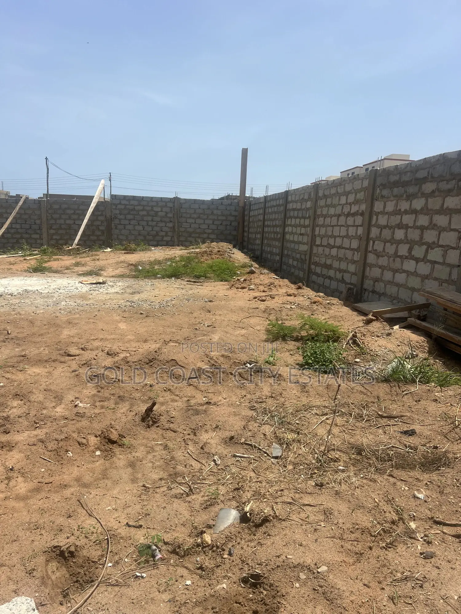 Land For Sale At Manet East Airport