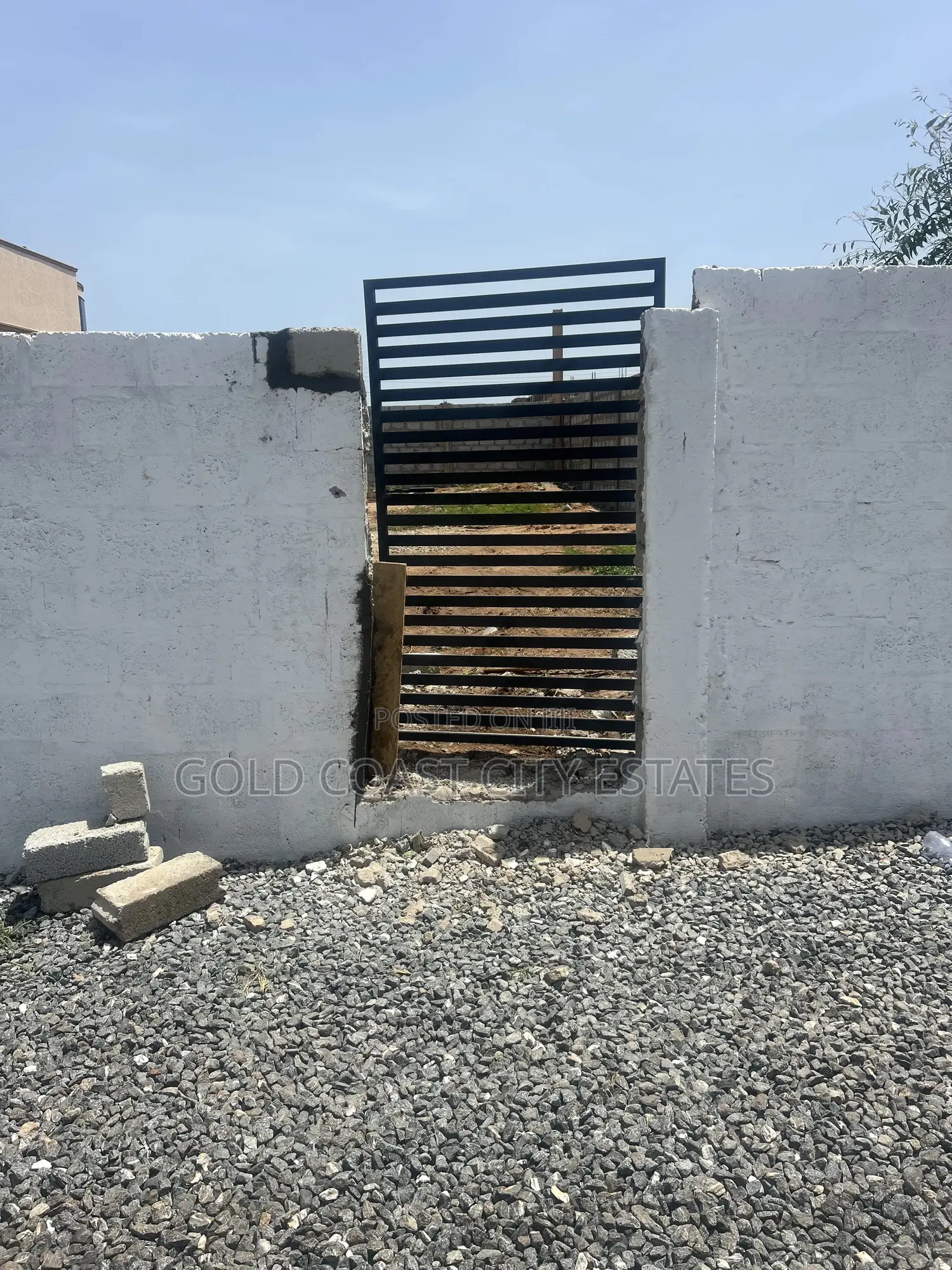 Land For Sale At Manet East Airport