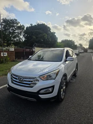 Hyundai Santa Fe 2015 White
