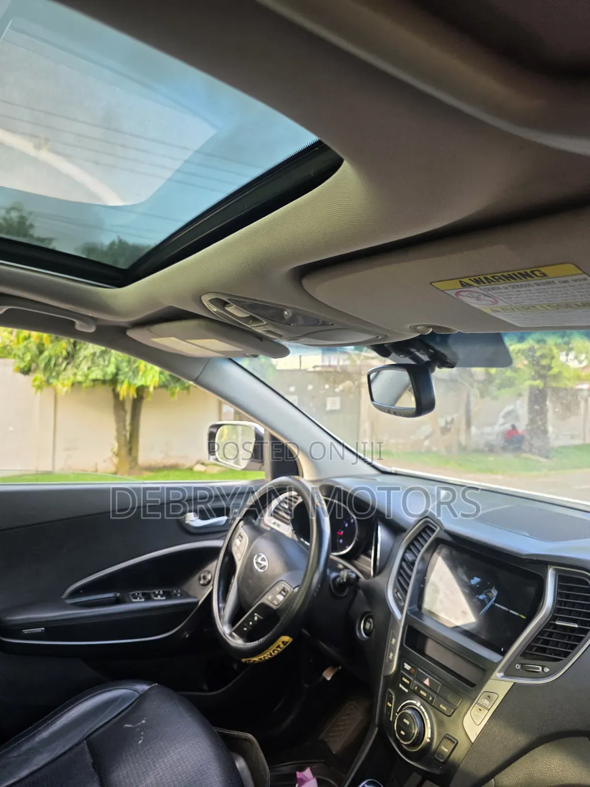 Hyundai Santa Fe 2015 White