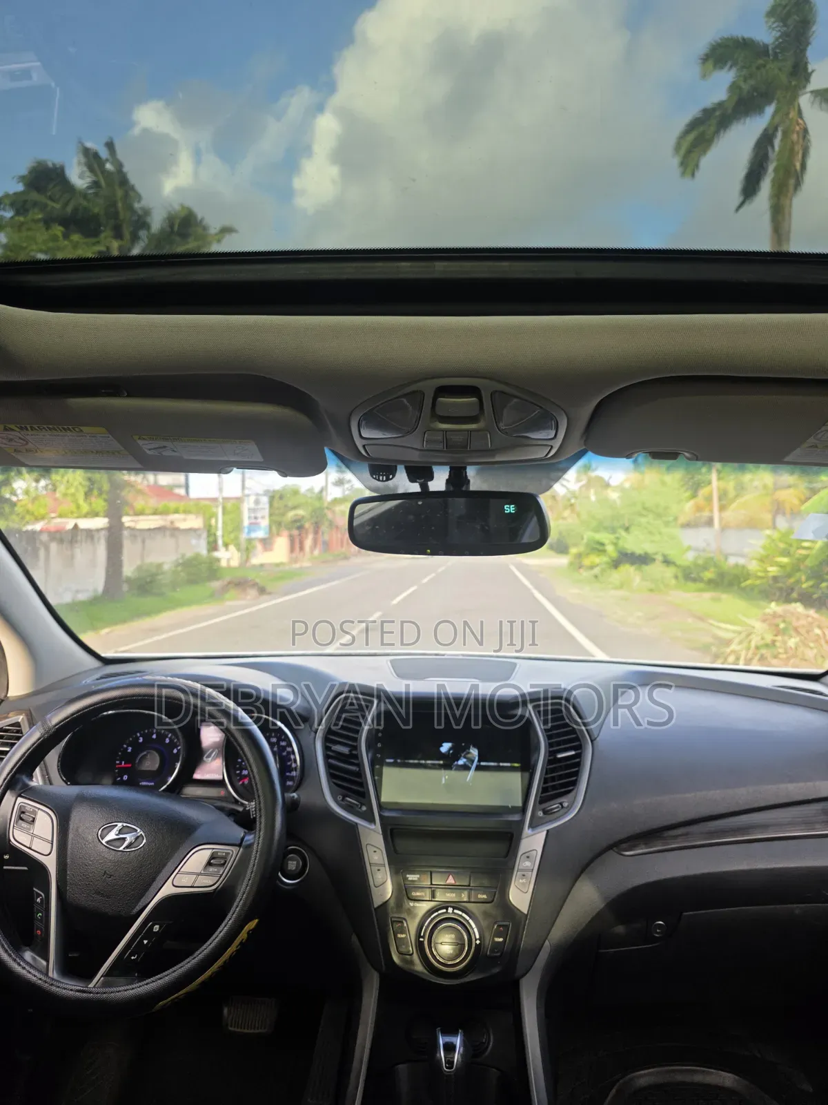 Hyundai Santa Fe 2015 White