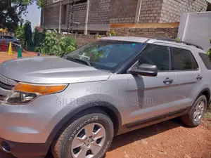 Ford Explorer 2012 Silver
