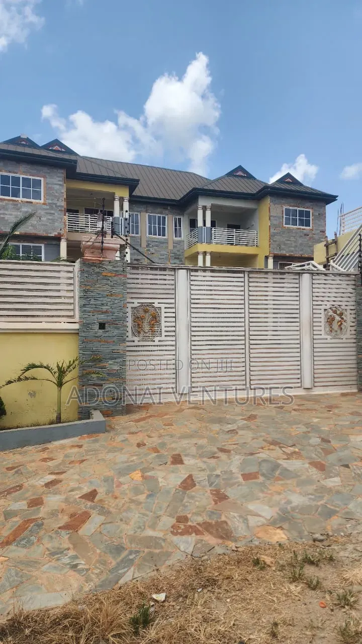2bdrm Apartment in Atonsu  Abrabon, Kumasi Metropolitan for rent