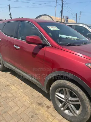 Hyundai Santa Fe SE (4 styles) 2022 Red