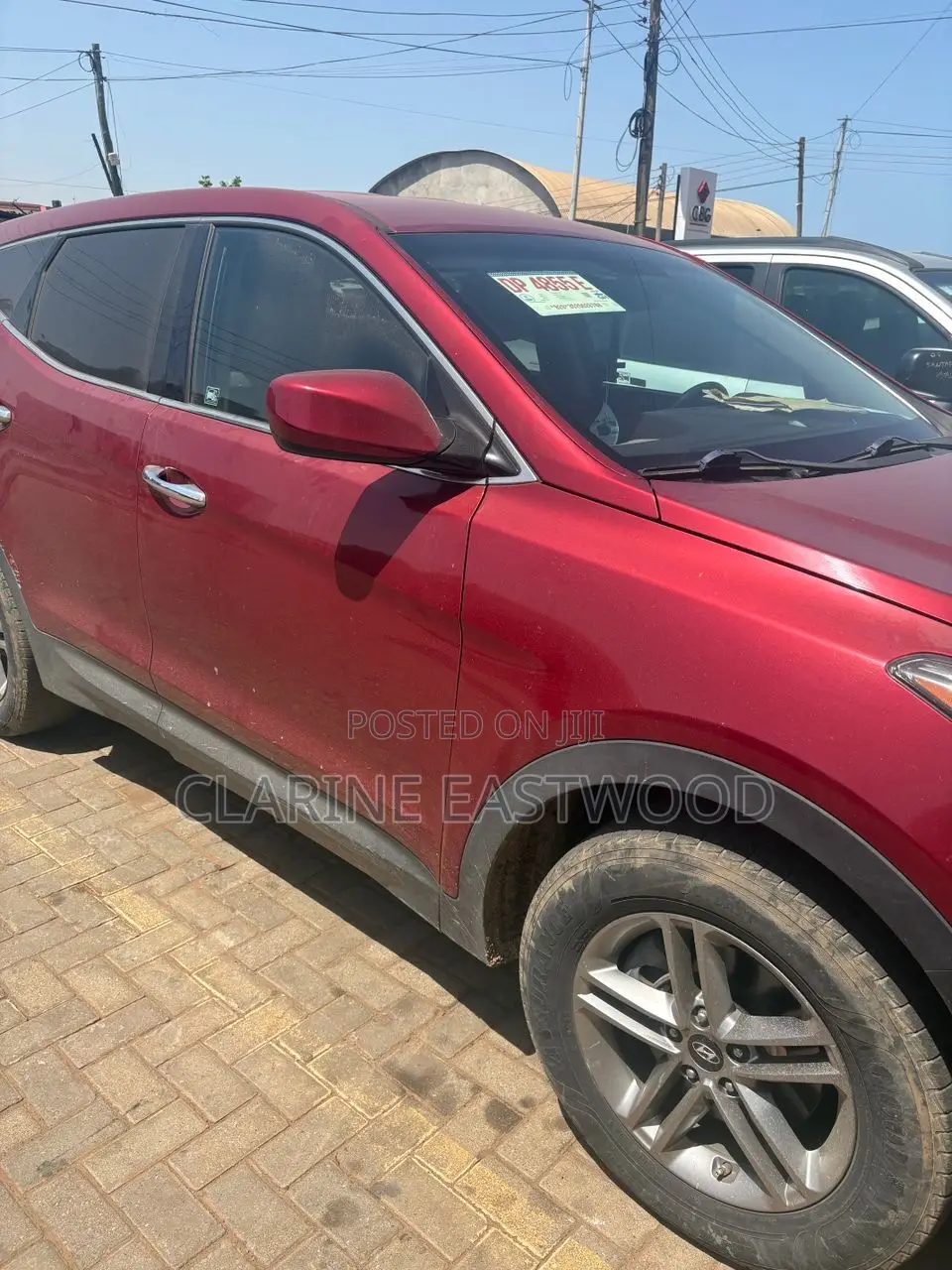 Hyundai Santa Fe SE (4 styles) 2022 Red