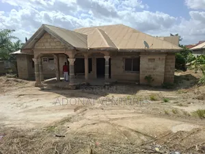5bdrm House in Sokoban Ampabame, Kumasi Metropolitan for sale