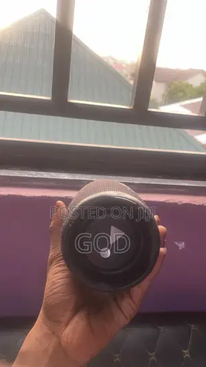 JBL Charge 5