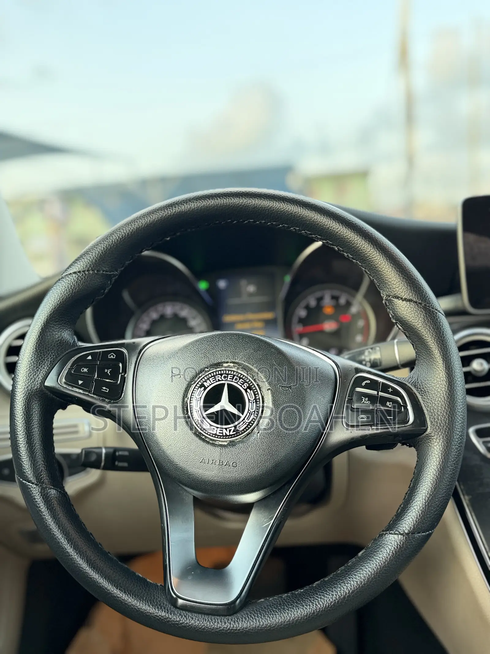 Mercedes-Benz C300 2016 Black