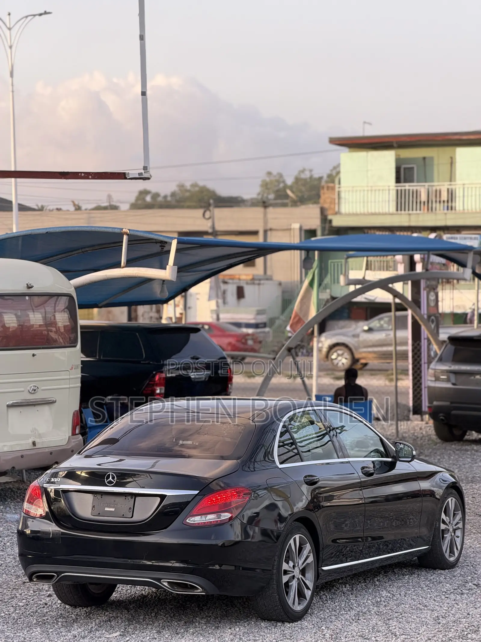 Mercedes-Benz C300 2016 Black