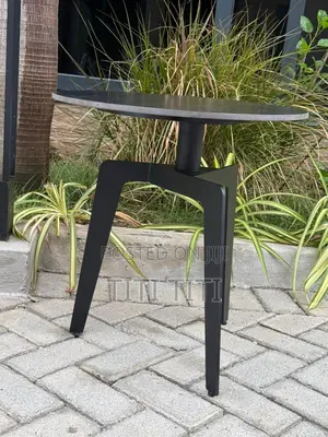 Round Marble Table