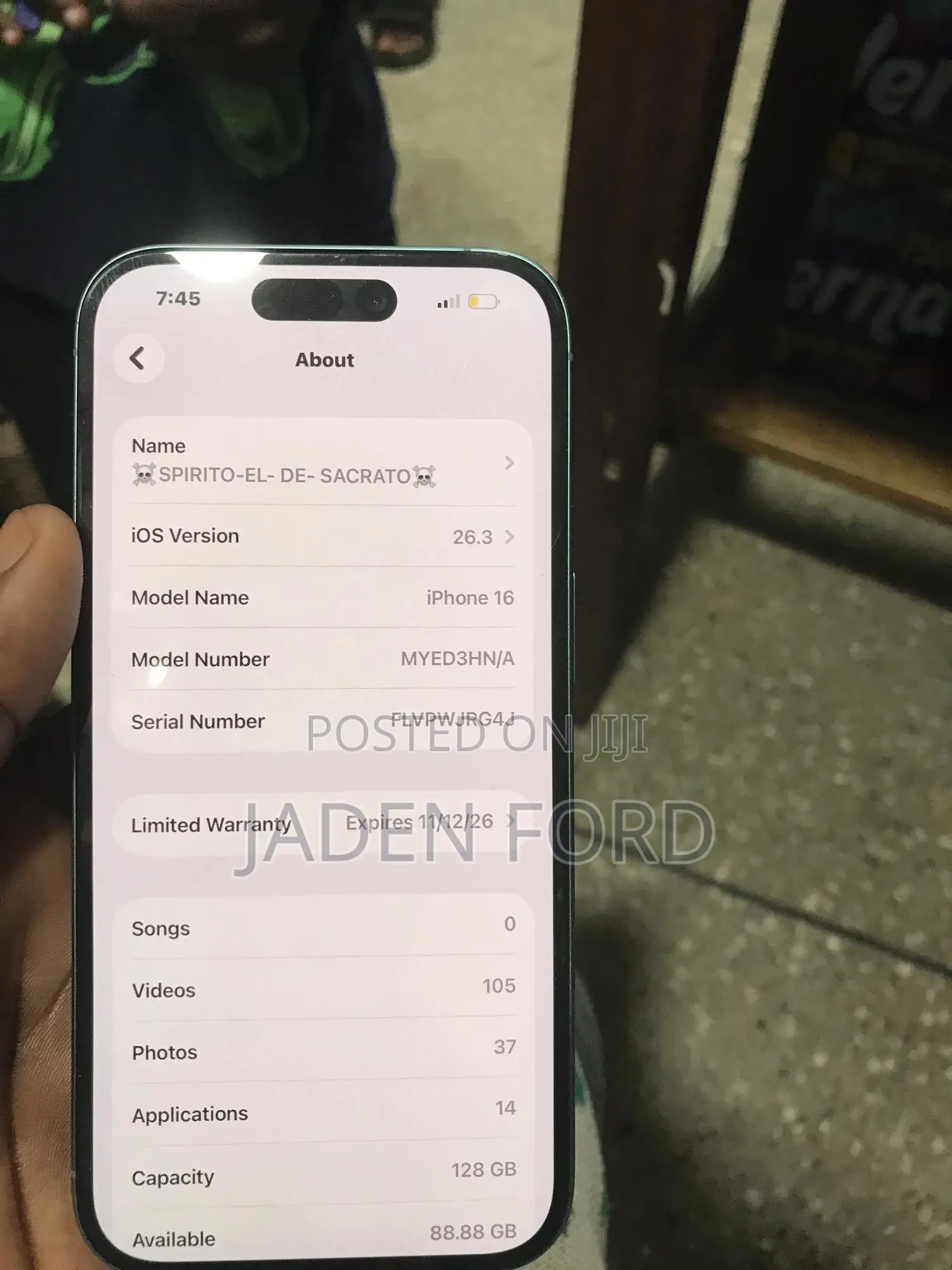 Apple iPhone 16 128 GB Green