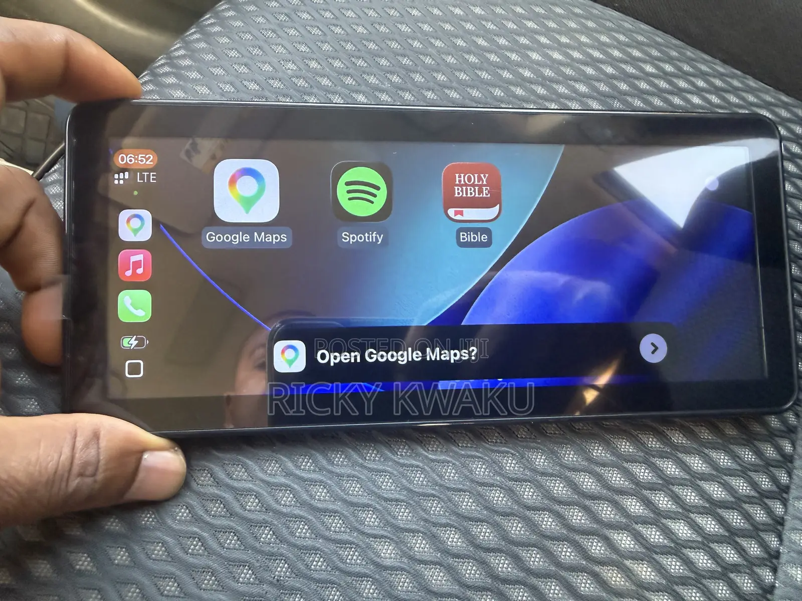 Android/Apple Car Play