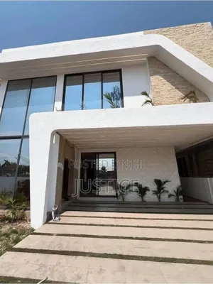 3bdrm House in Kingsby Achimota, Mile 7 for sale