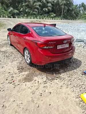 Hyundai Elantra 2014 Red