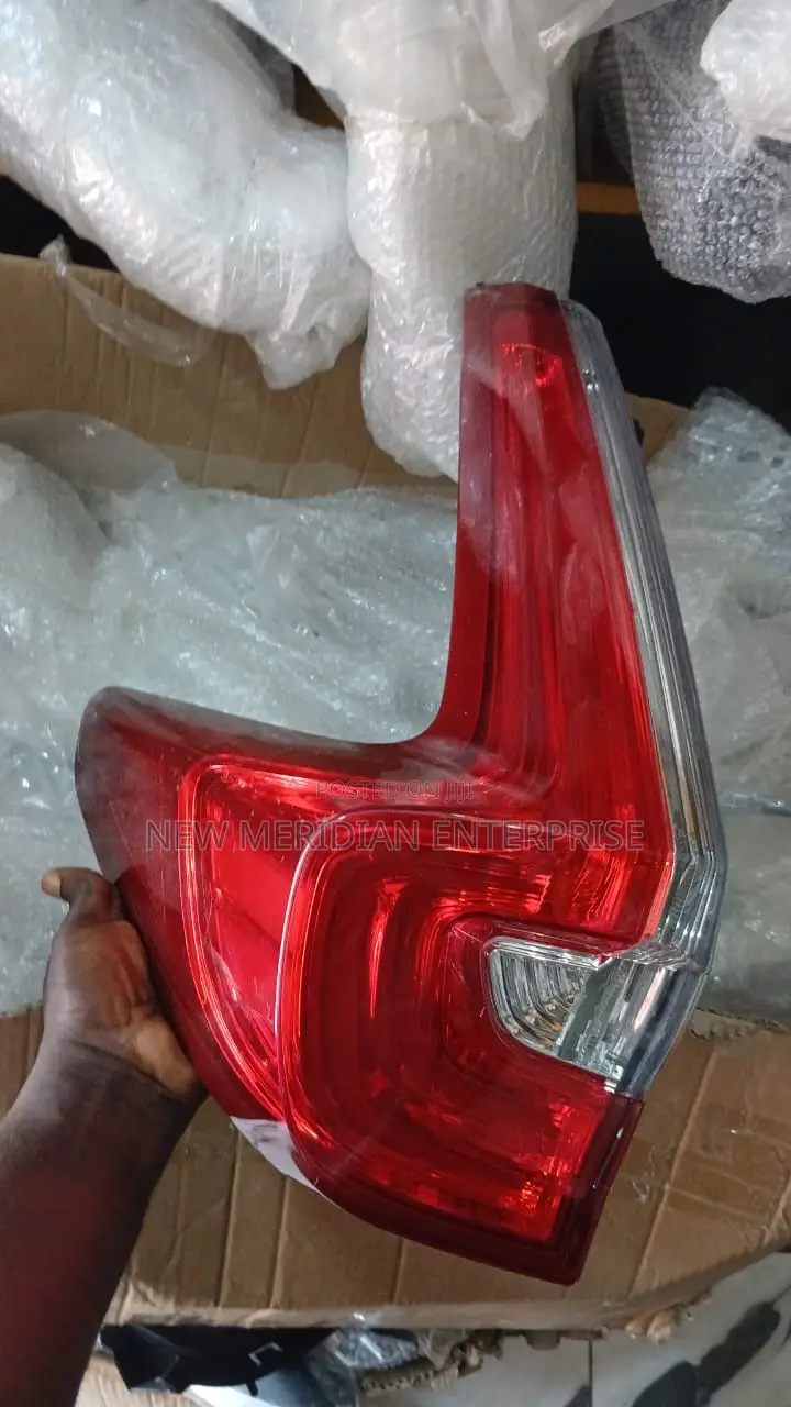 Honda CRV 2017-2022 Taillight Available