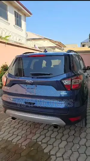 Ford Escape SEL FWD 2018 Blue